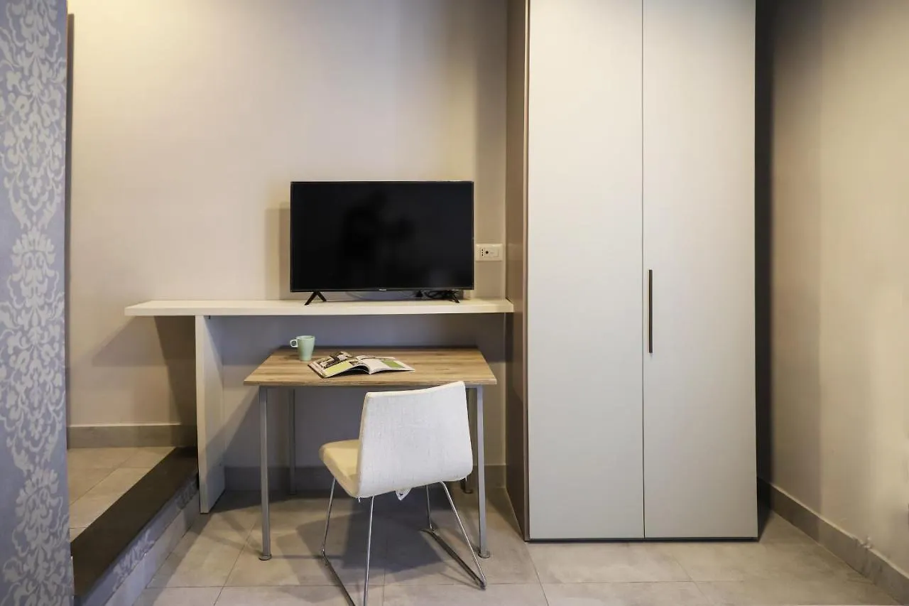 Donna Consiglia Design Apartment By Wonderful Italy Napoli 0*,  İtalya